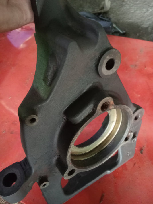 Chevrolet Optra | 1.6 | Steering Knuckle