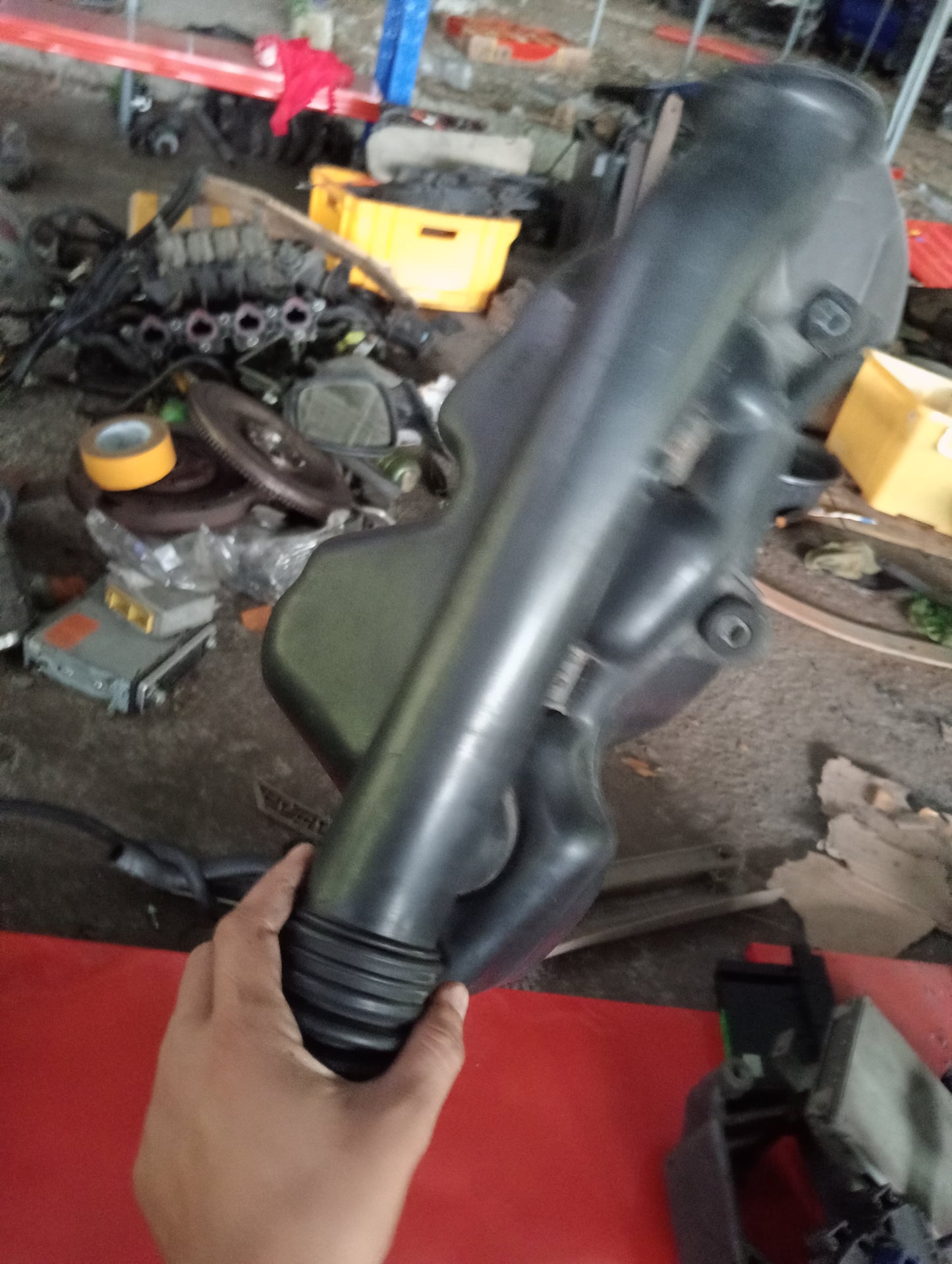 Chevrolet Optra | 1.6 | Air Cleaner With Hose