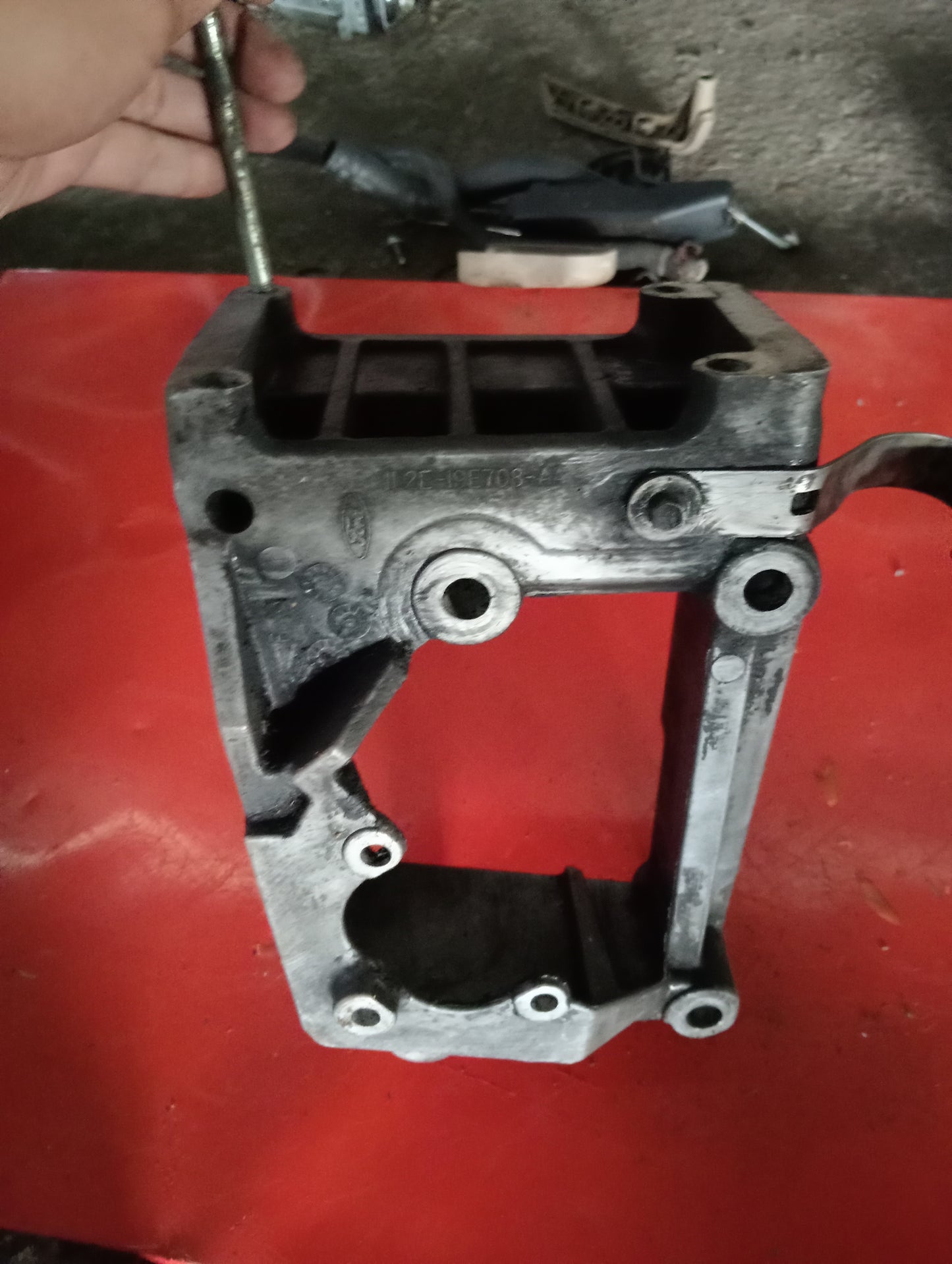 Chevrolet Optra | 1.6 | Alternator Bracket