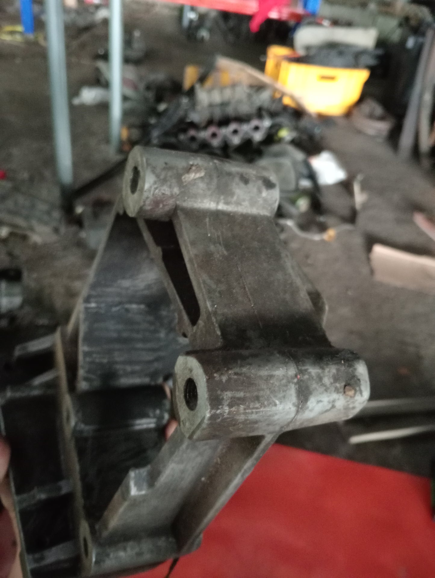 Chevrolet Optra | 1.6 | Alternator Bracket