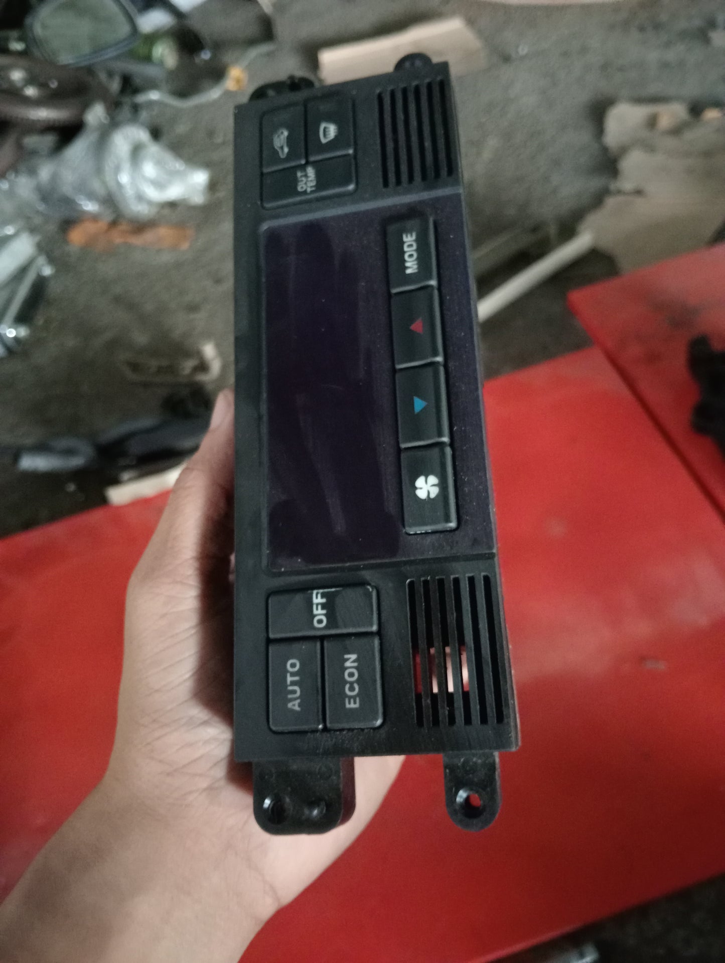 Chevrolet Optra | 1.6 | Climate Control