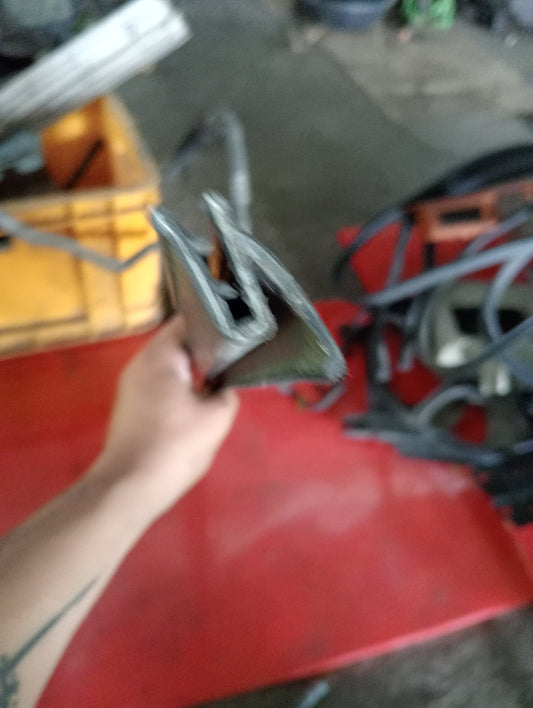 Nissan Exalta | Weather Strip