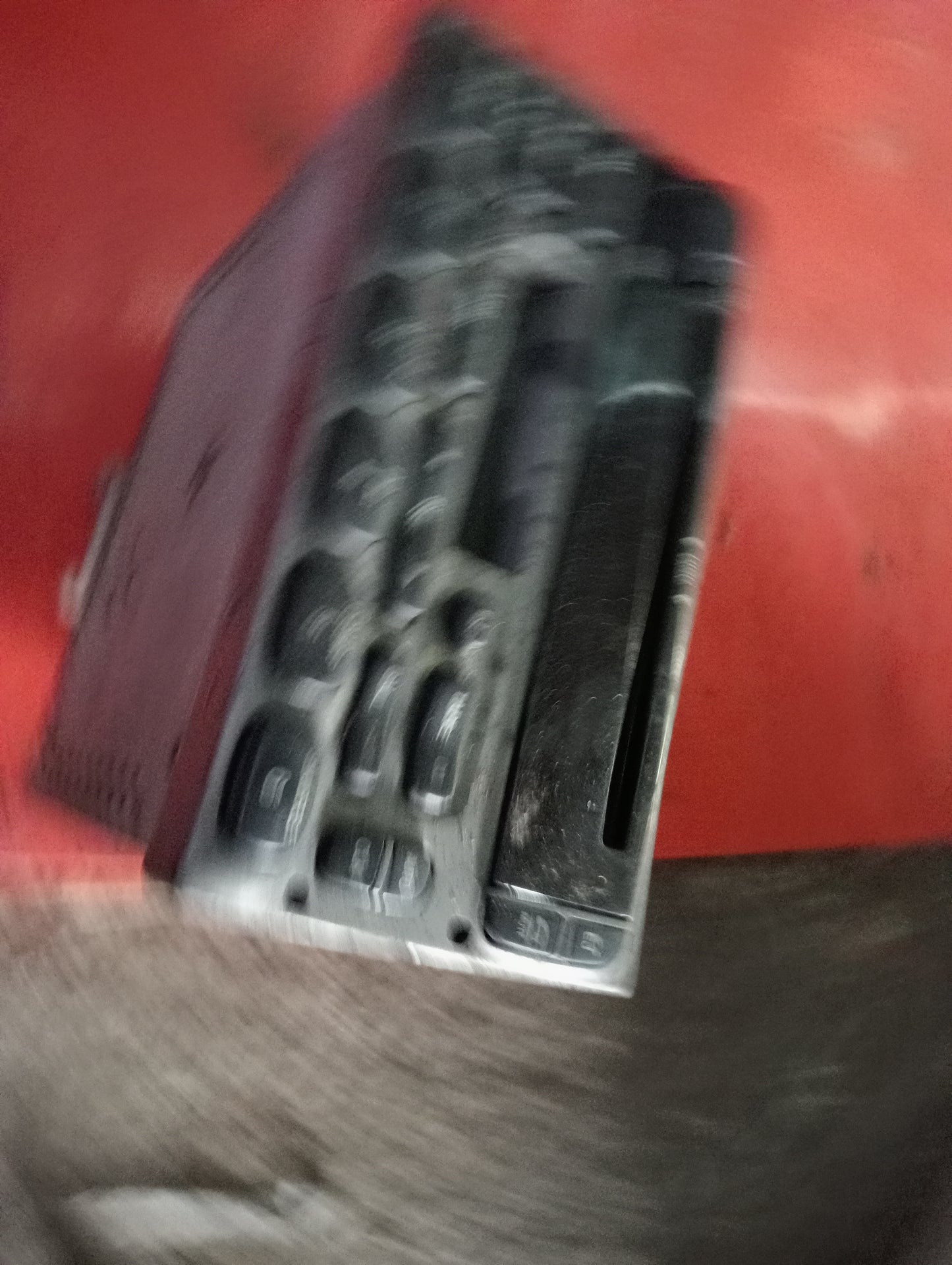 Ford Explorer | Eddie Bauer | 2005 | Stereo