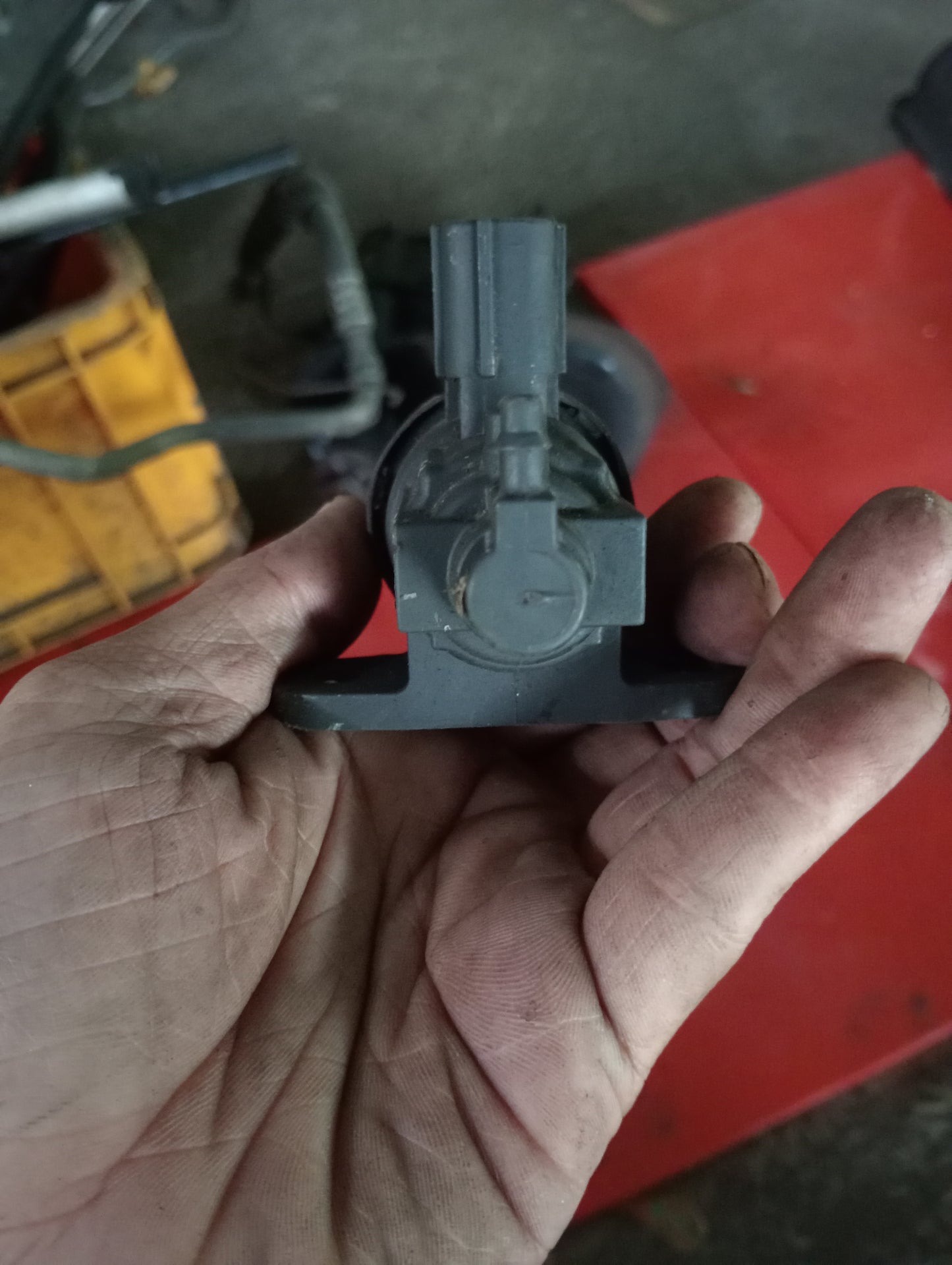 Ford Explorer | Eddie Bauer | 2005 | EGR Valve
