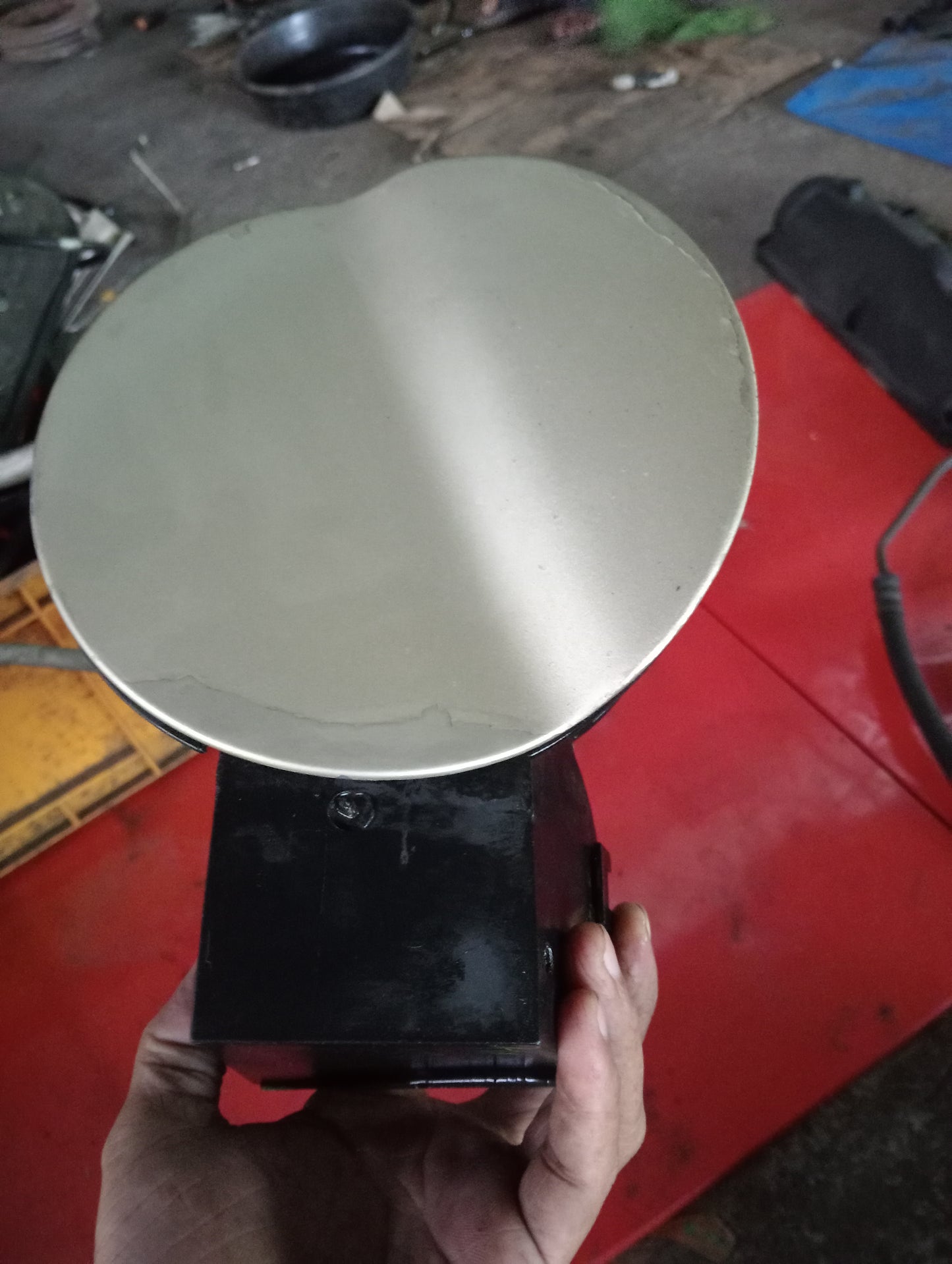Ford Explorer | Eddie Bauer | 2005 | Gas Tank Cover
