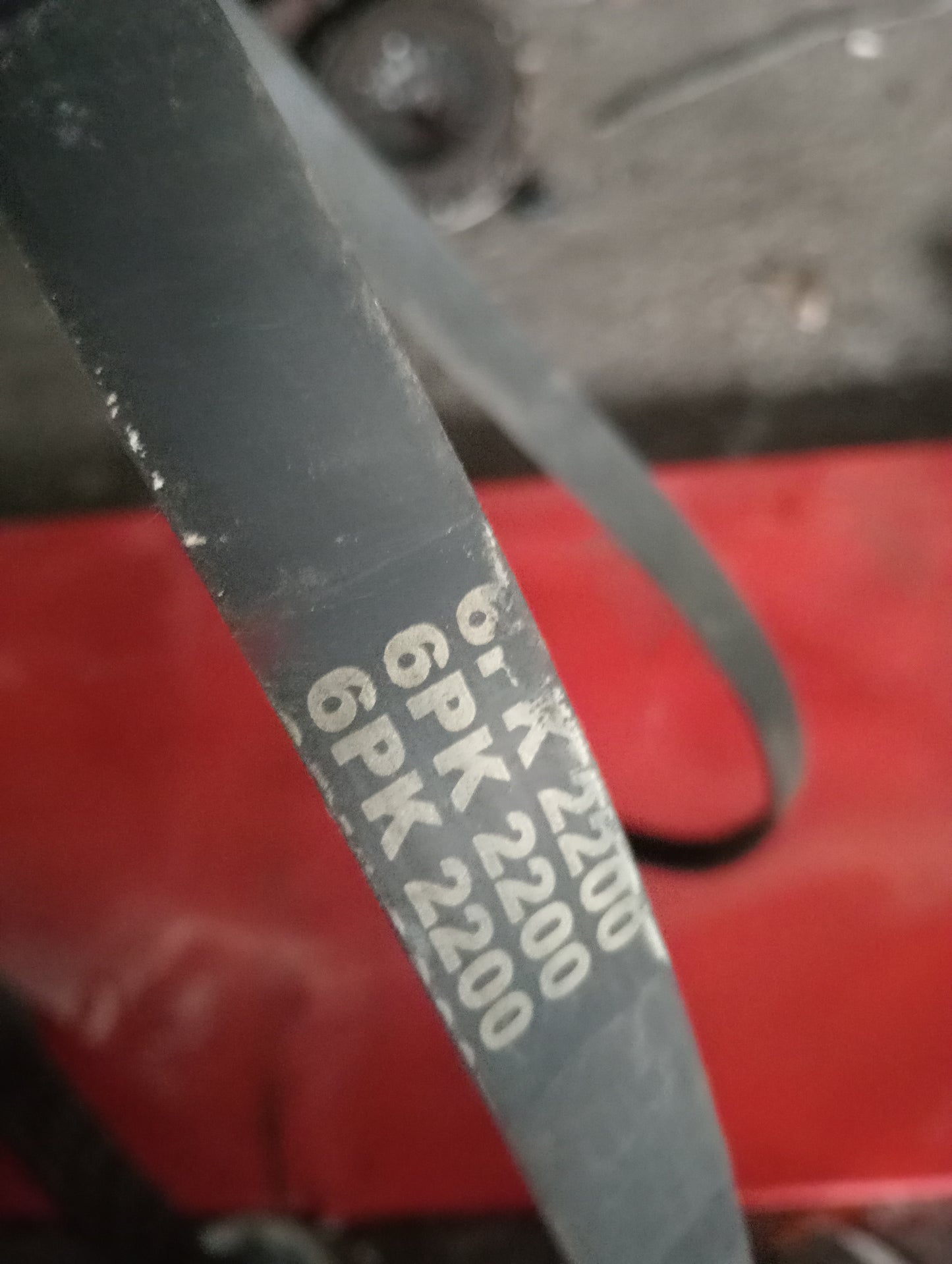 Ford Explorer | Eddie Bauer | 2005 | Fan Belt