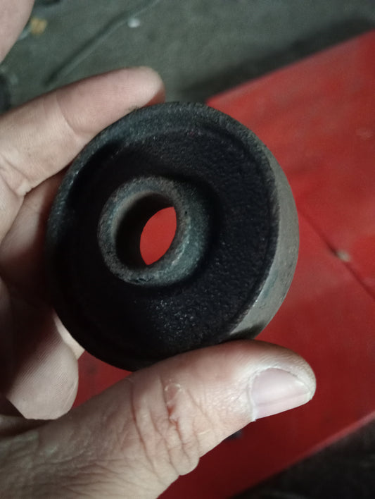 Ford Explorer | Eddie Bauer | 2005 | Casting Pulley