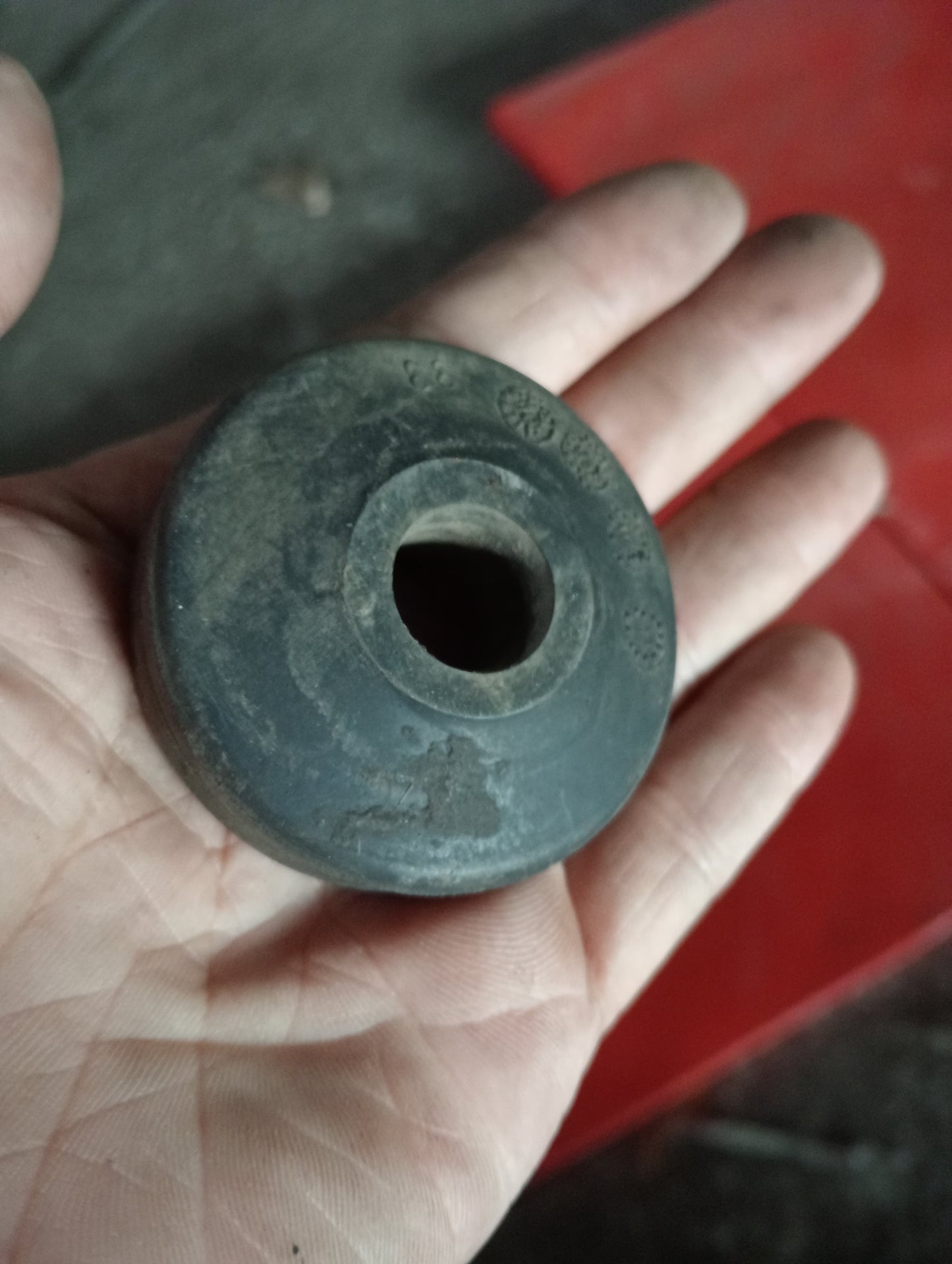Ford Explorer | Eddie Bauer | 2005 | Bushing