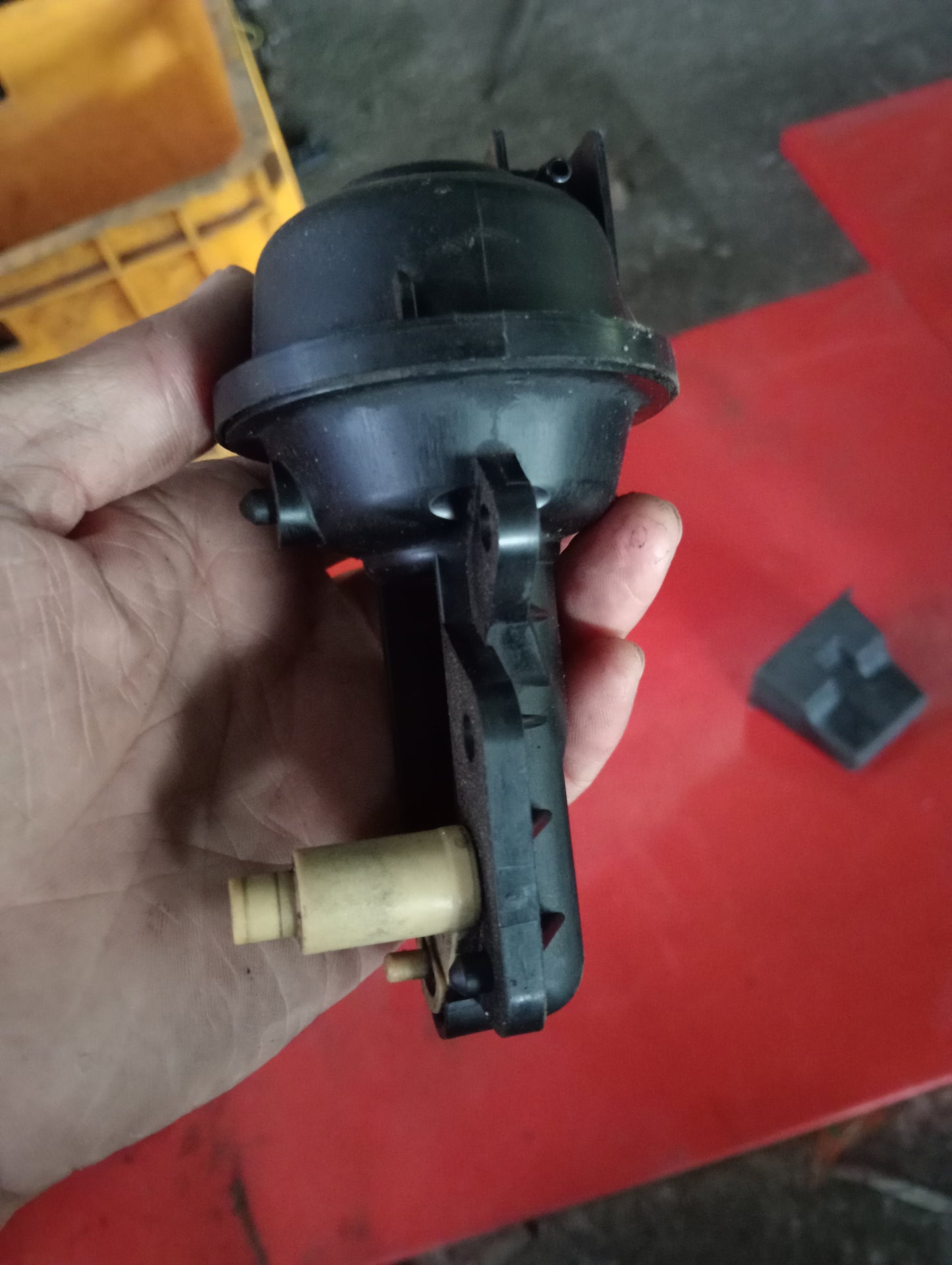 Ford Escape | 2.3 | Oil Filter Housing