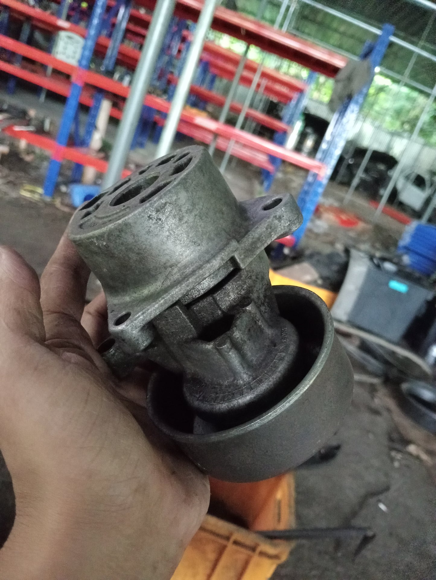 Nissan | X-Trail | Belt Tensioner