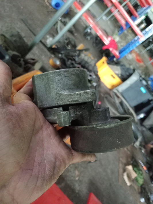 Nissan | X-Trail | Belt Tensioner