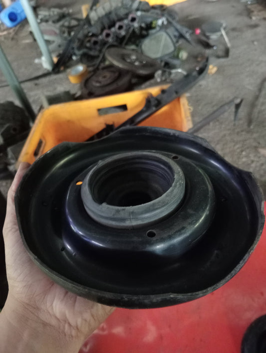 Nissan | X-Trail | Shocks Mounting