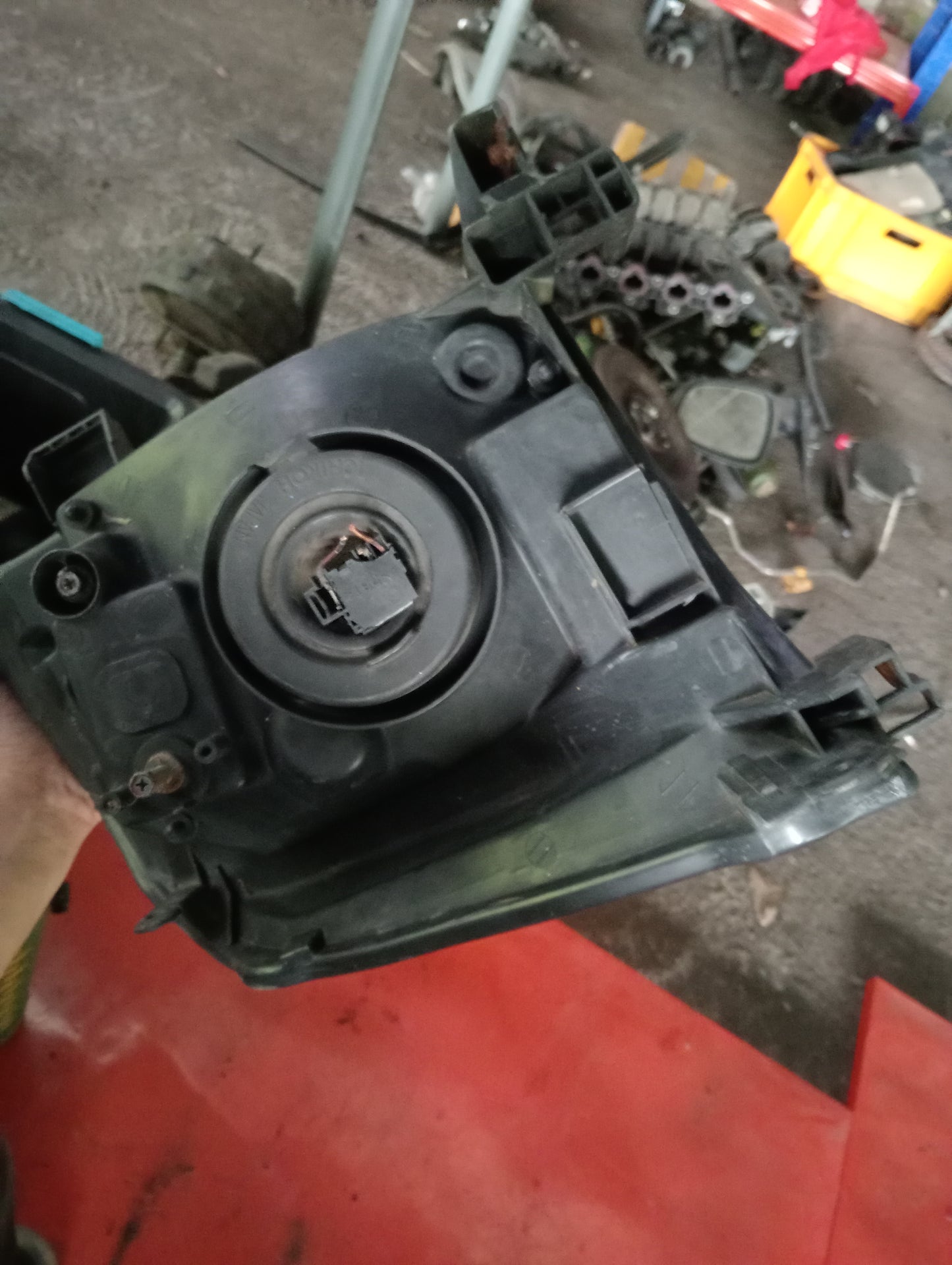 Nissan | X-Trail | Head Light Driver Side