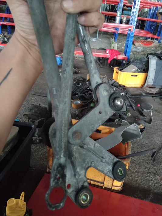 Nissan | X-Trail | Wiper Linkage