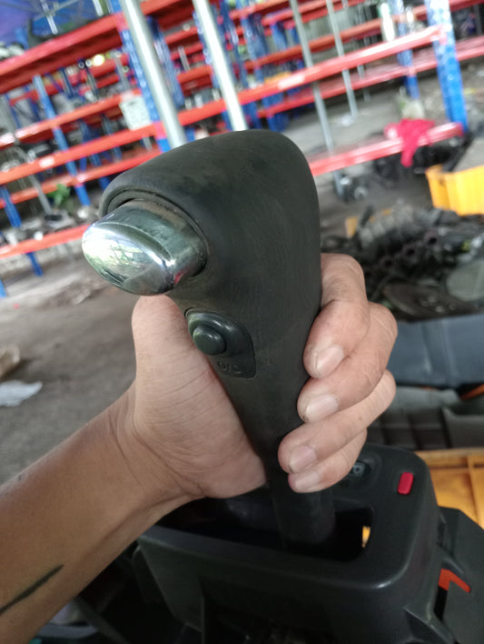 Nissan | X-Trail | Shifter Assembly