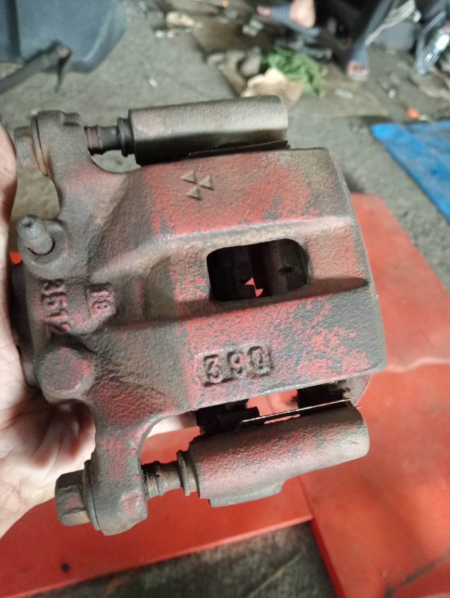 Nissan | X-Trail | Brake Caliper