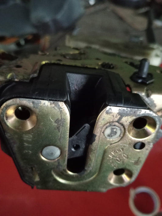 Nissan | X-Trail | Driver Side Door Actuator Lock