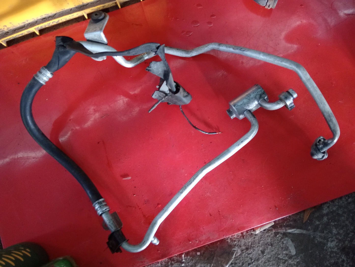 Nissan | X-Trail | Compressor Hose