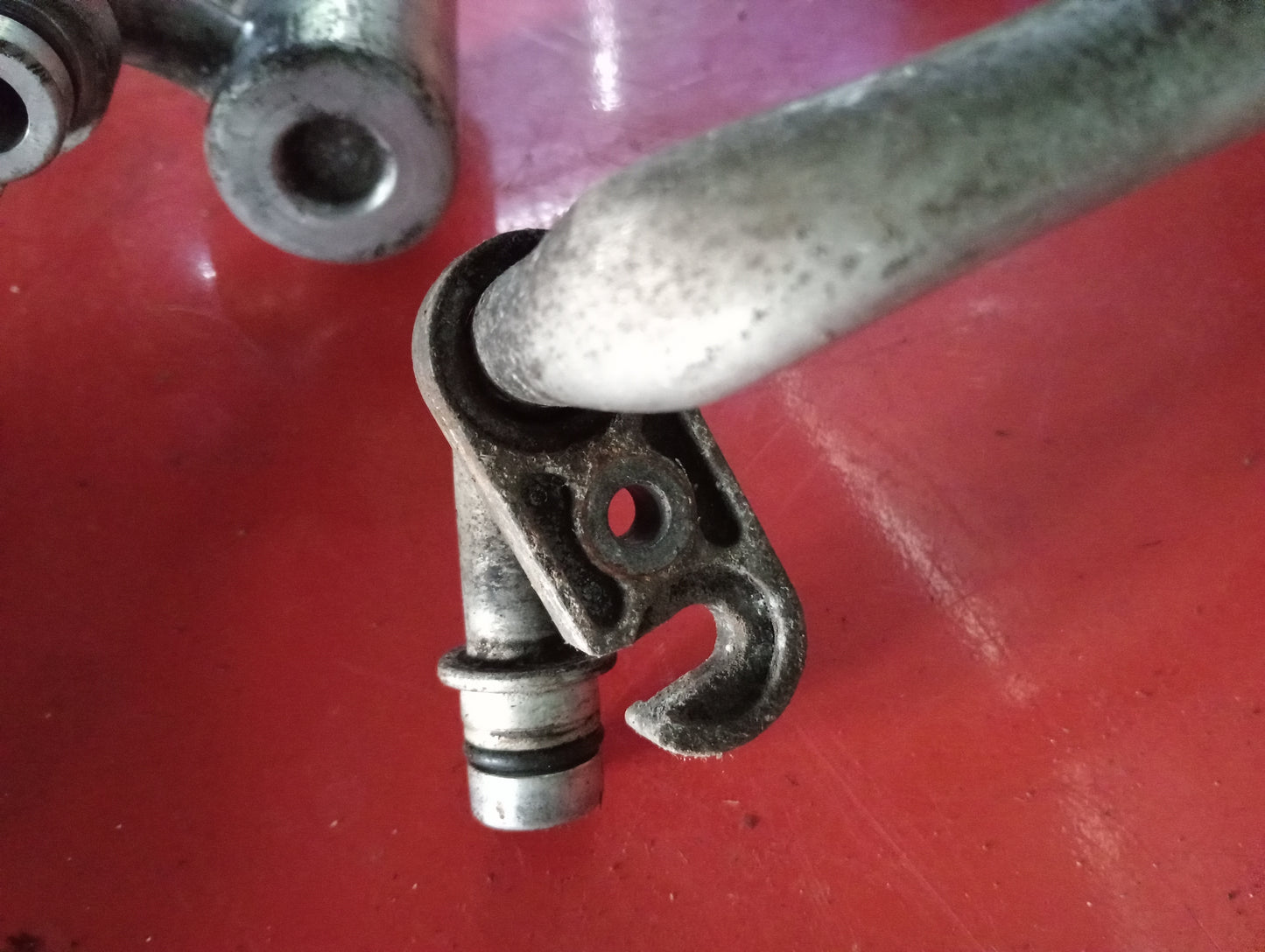 Nissan | X-Trail | Compressor Hose