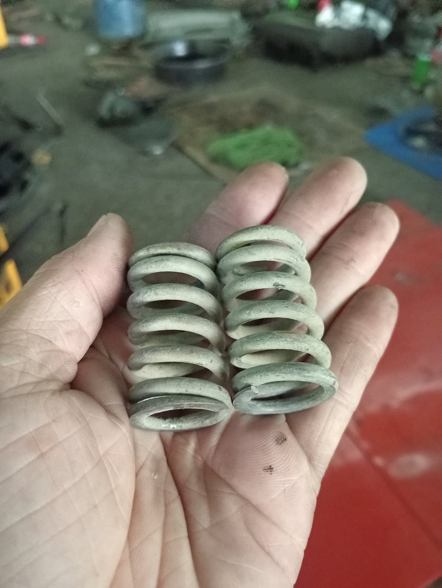 Nissan | X-Trail | Brake Shoe Spring