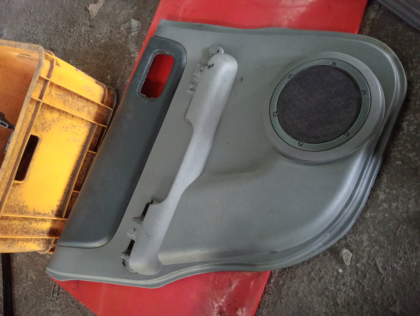 Nissan | X-Trail | Rear Driver Side Door Sidings