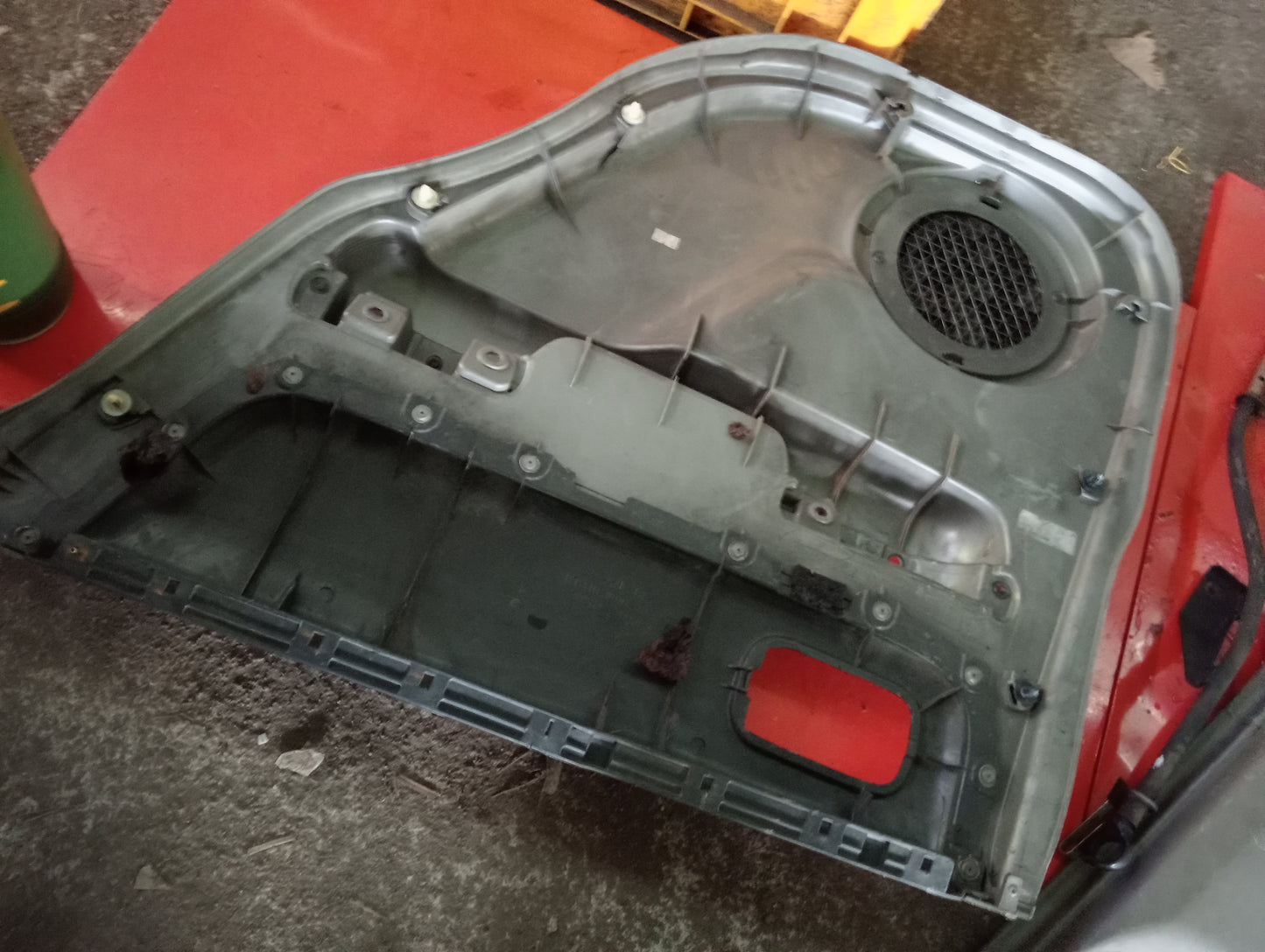 Nissan | X-Trail | Rear Driver Side Door Sidings
