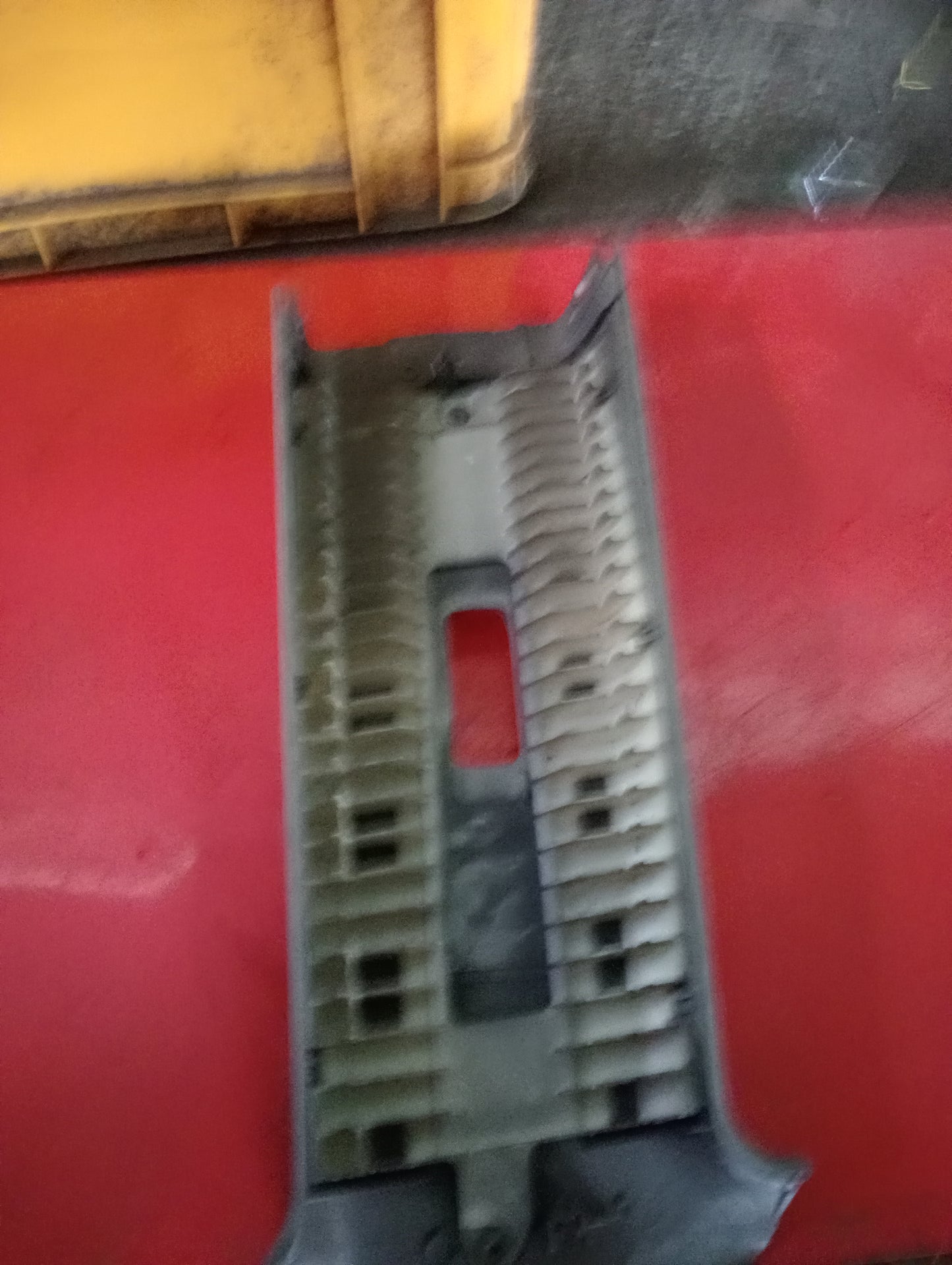 Nissan | X-Trail | Seat Belt Anchor Cover
