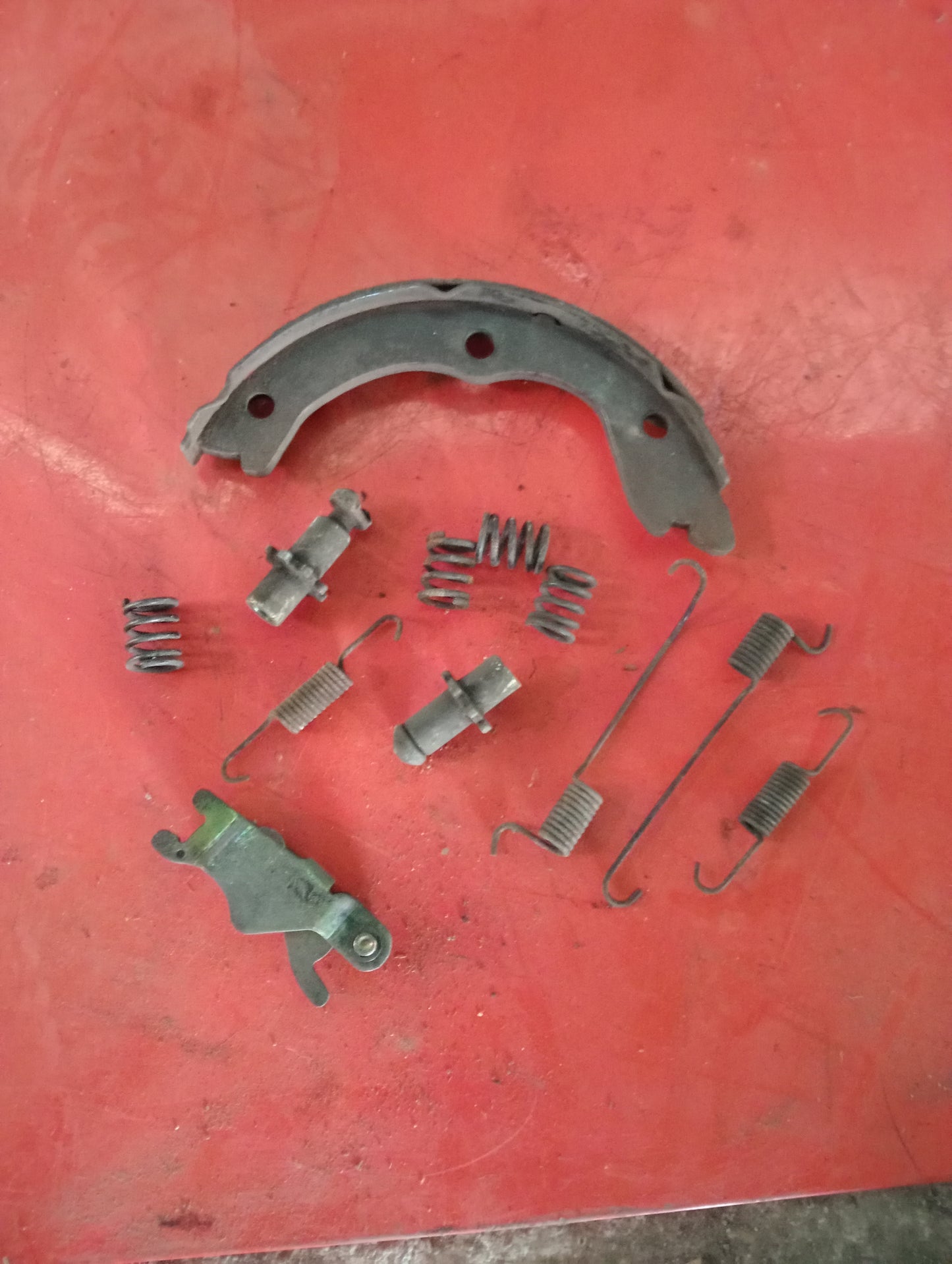 Nissan | X-Trail | Brake Shoe Assembly