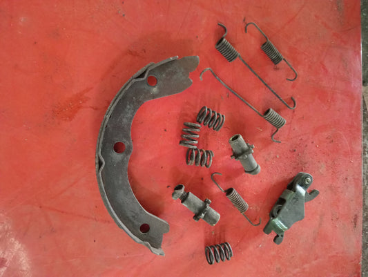 Nissan | X-Trail | Brake Shoe Assembly