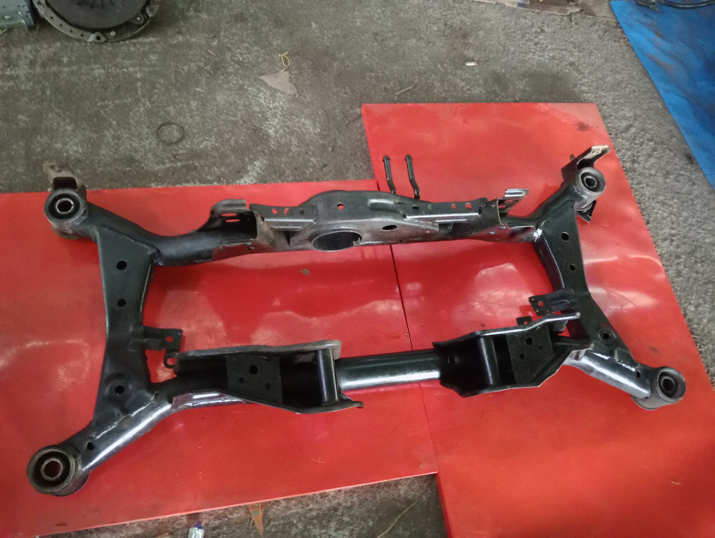 Nissan | X-Trail | Rear Cross Member