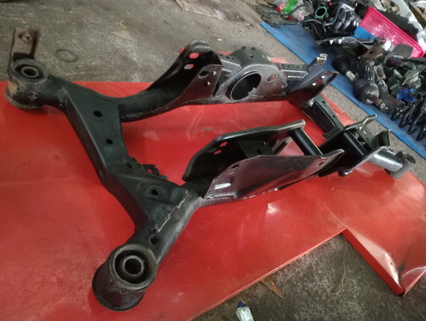 Nissan | X-Trail | Rear Cross Member