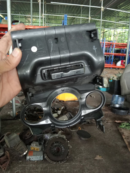 Ford Ecosport | Titanium | Climate Control Frame