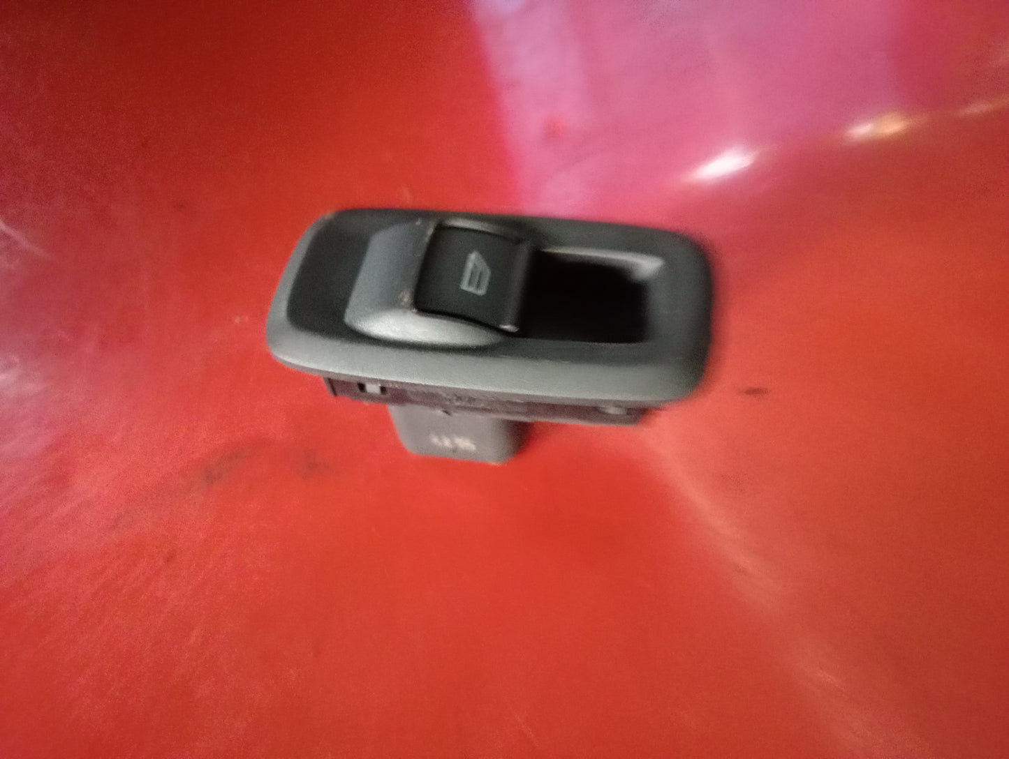 Ford Ecosport | Titanium | Power Window Switch