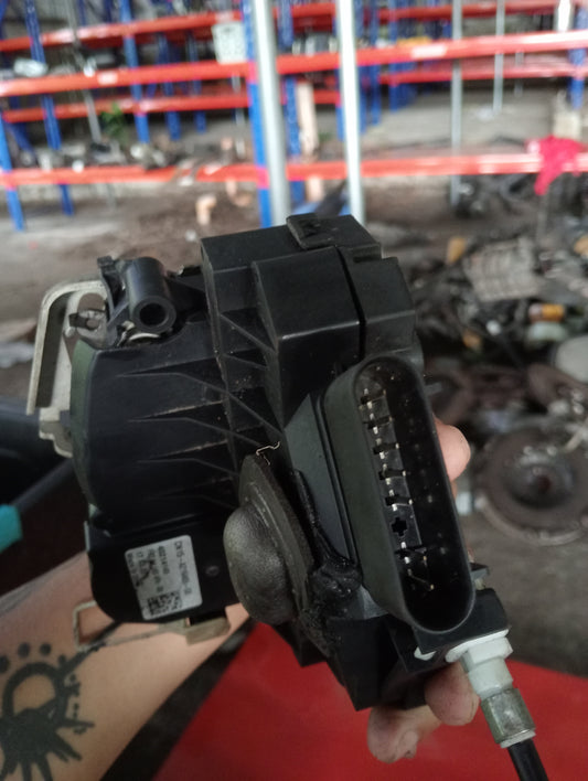 Ford Ecosport | Titanium | Door Lock Actuator