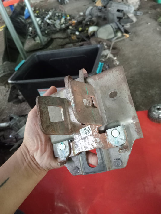 Ford Ecosport | Titanium | Engine Bracket