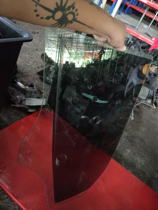 Ford Ecosport | Titanium | Window Glass Rear Driver Side