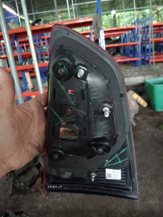 Ford Ecosport | Titanium | Tail Light Driver Side Garnish