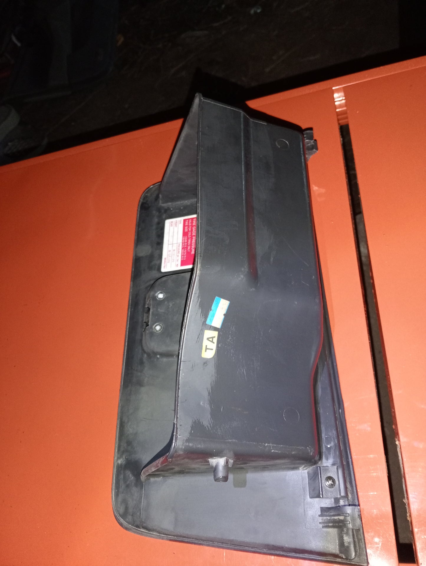 Chevrolet | Aveo | Glove Box