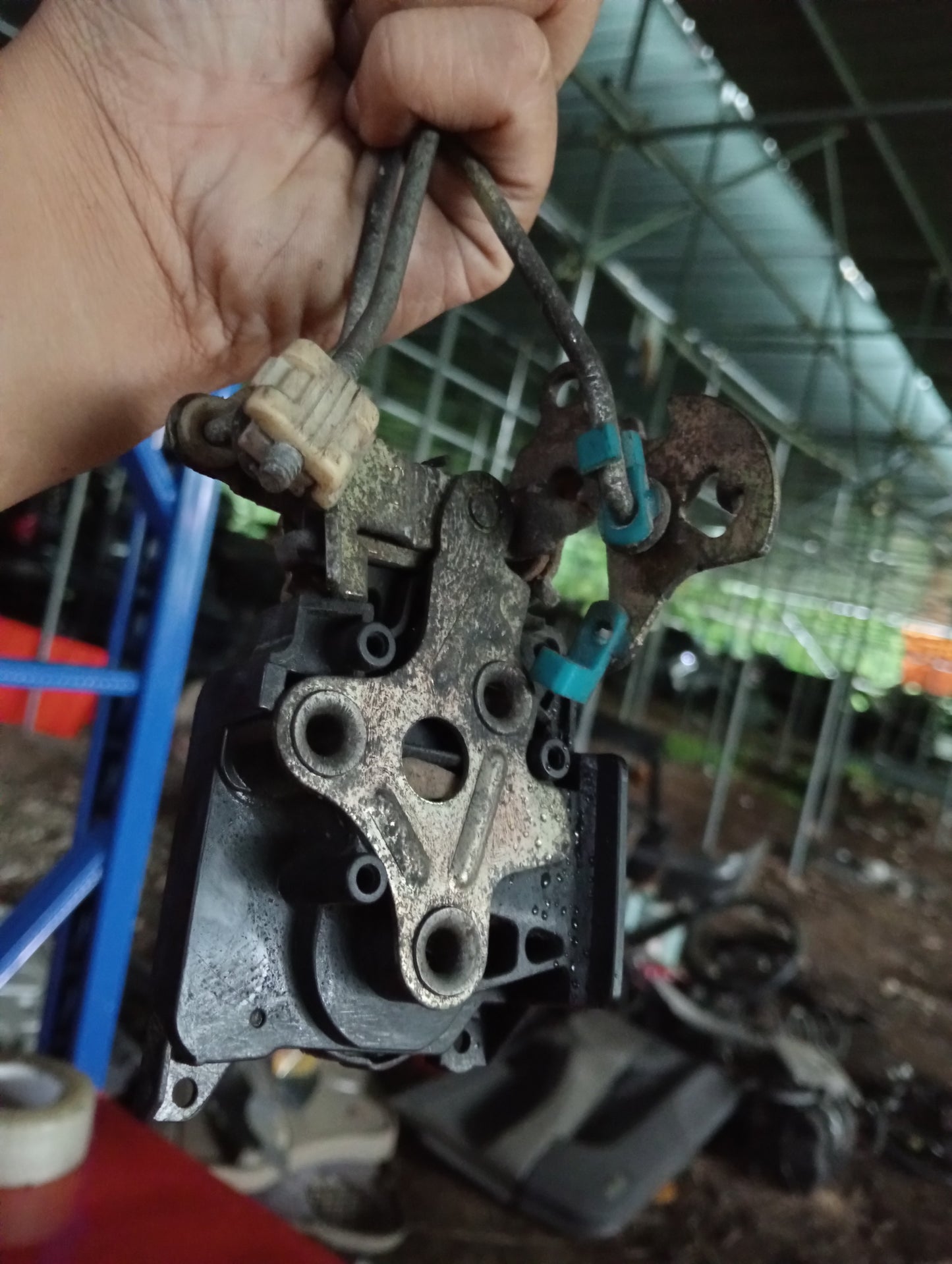 Chevrolet | Aveo | Front Driver Side Actuator Lock