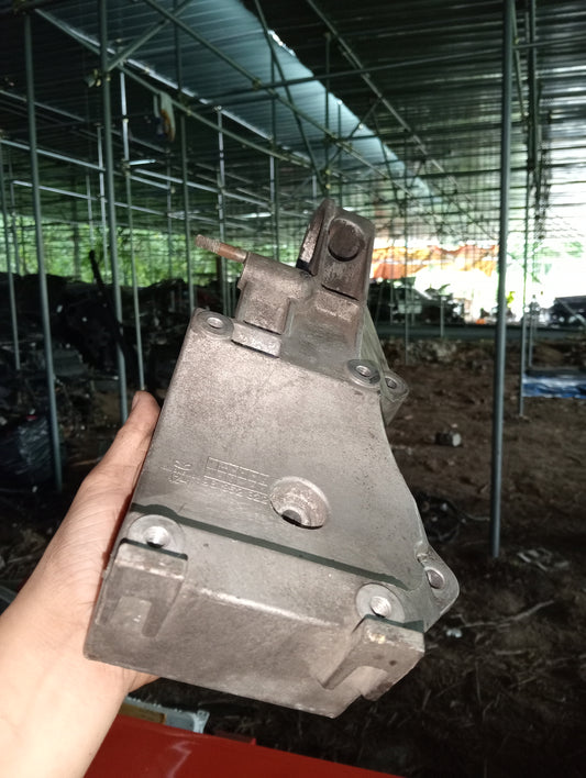 Chevrolet | Aveo | Alternator Bracket