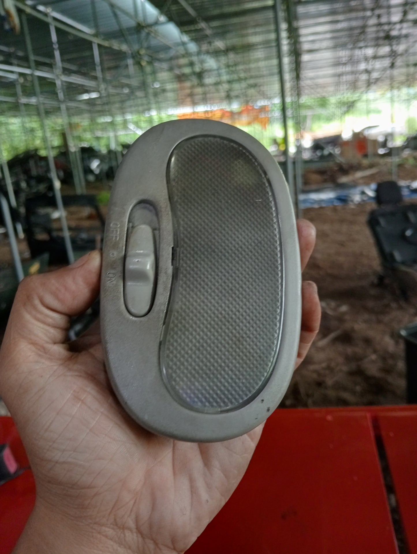 Chevrolet | Aveo | Dome Light