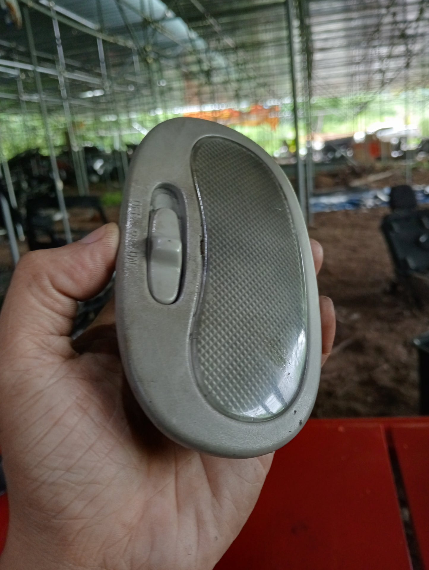 Chevrolet | Aveo | Dome Light