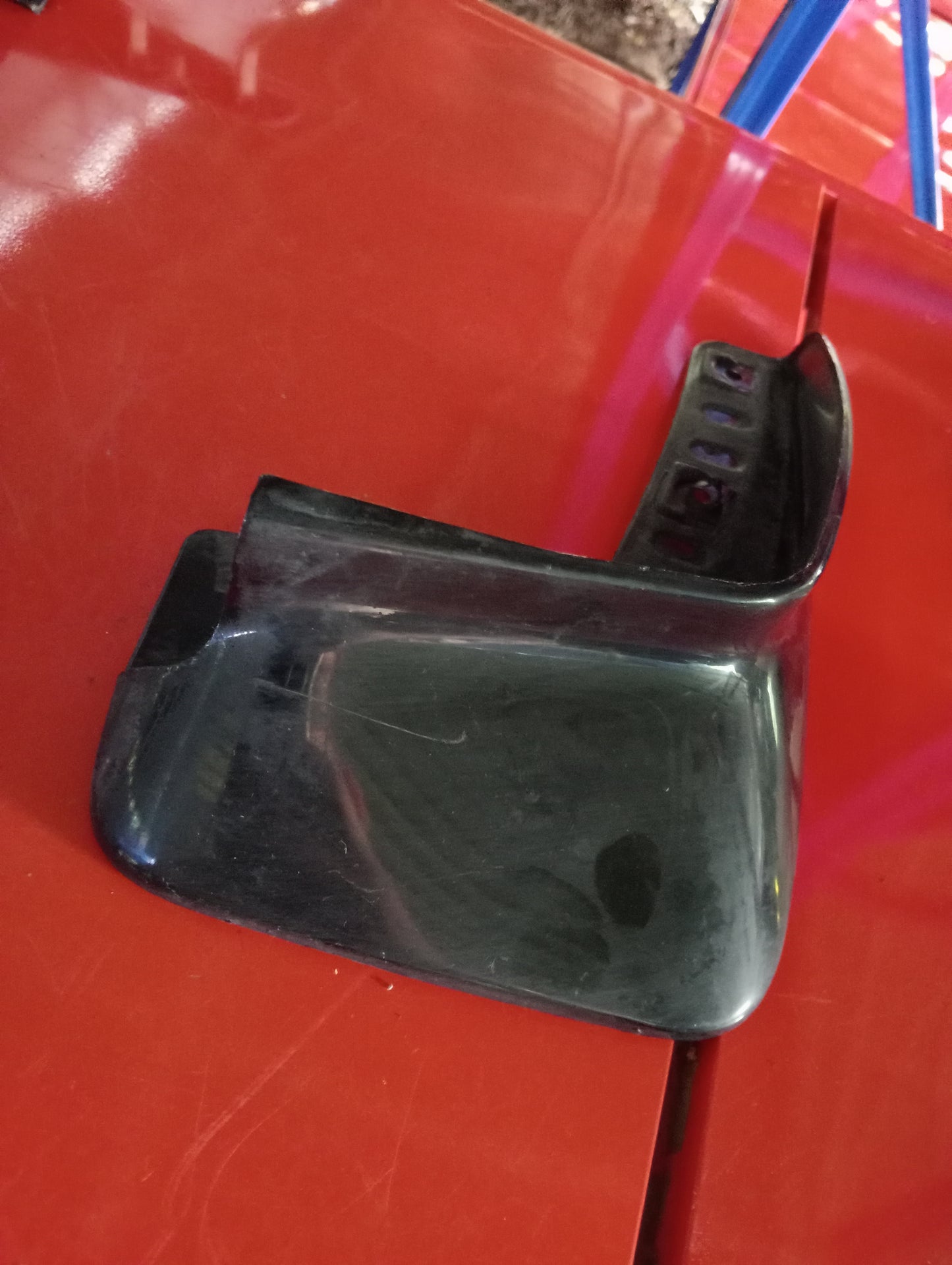 Mitsubishi | Cedia | Passenger Side Mud Guard