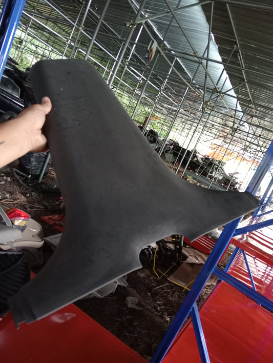 Mitsubishi | Cedia | Lower Center Pillar Passenger Side