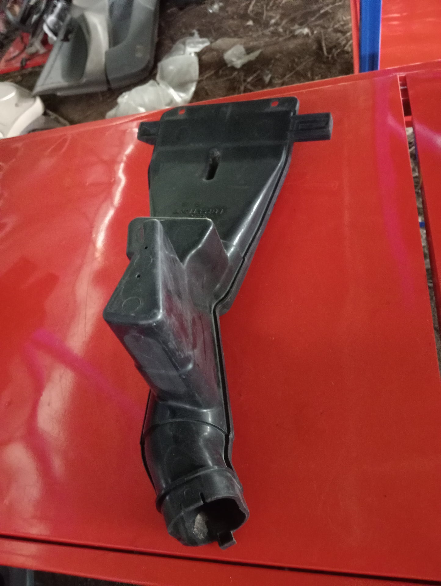 Mitsubishi | Cedia | Air Cleaner Intake Duct Pipe