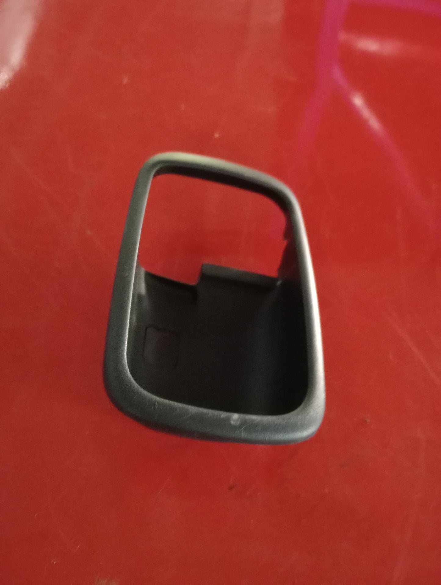 Mitsubishi | Cedia | Passenger Side Inner Door Handle Cover