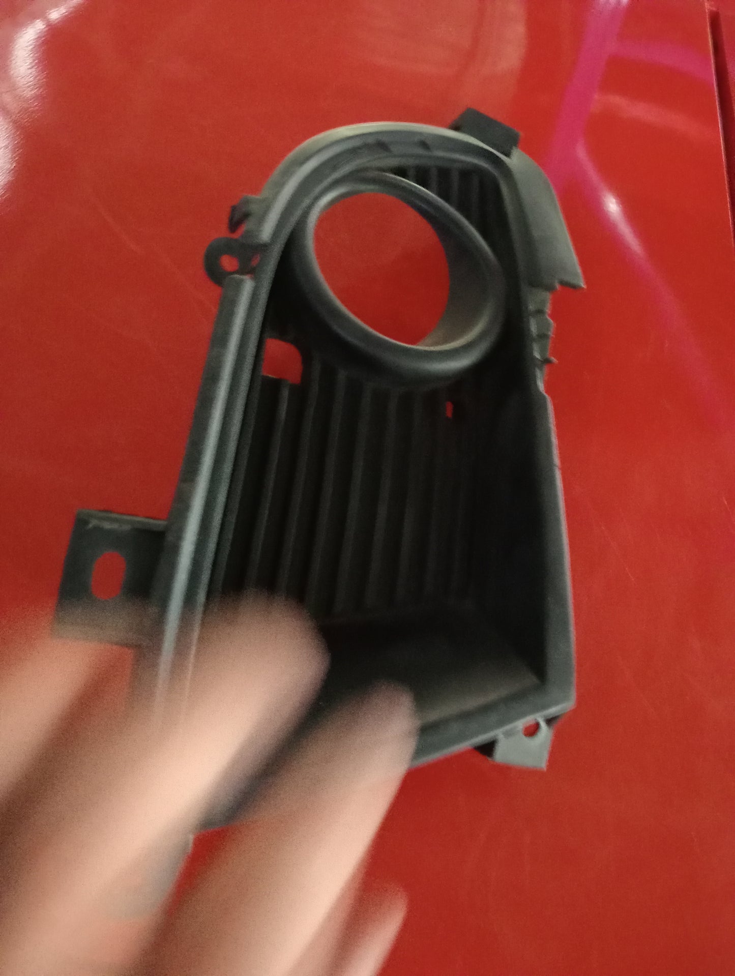 Mitsubishi | Cedia | Passenger Side Fog Light Cover
