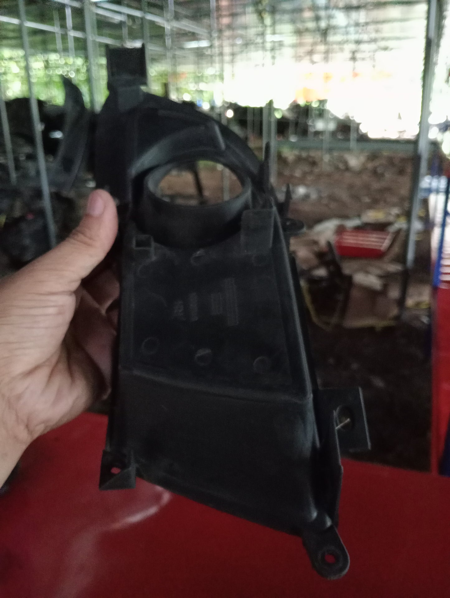 Mitsubishi | Cedia | Passenger Side Fog Light Cover