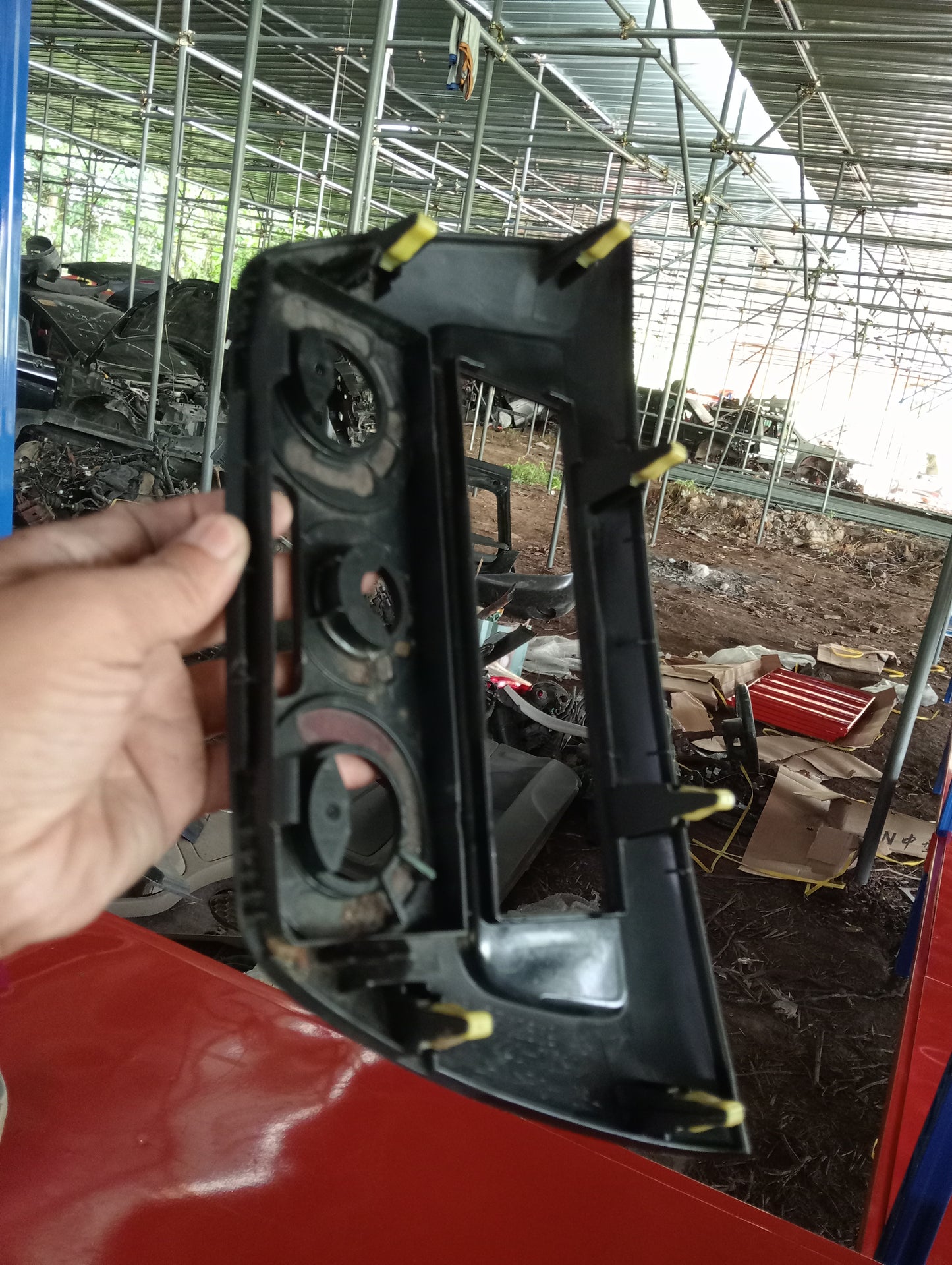 Mitsubishi | Cedia | Climate Control Frame