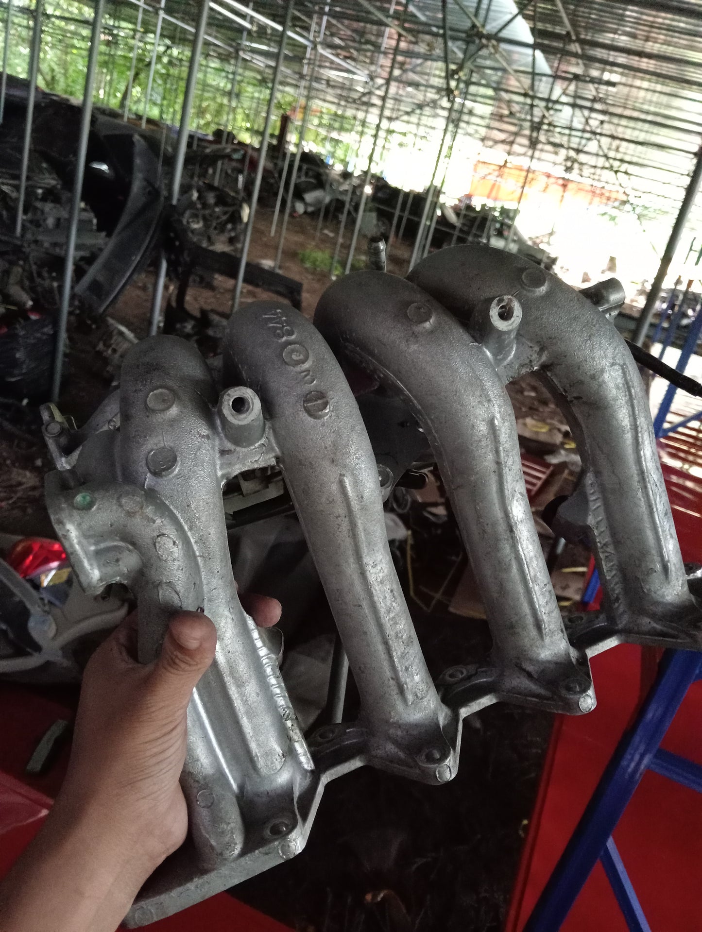 Mitsubishi | Cedia | Exhaust Manifold